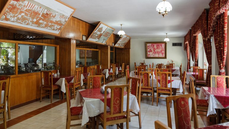 رستوران 2 هتل پارک شیراز